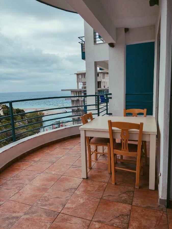 El Rio Apartments Saranda Kültér fotó