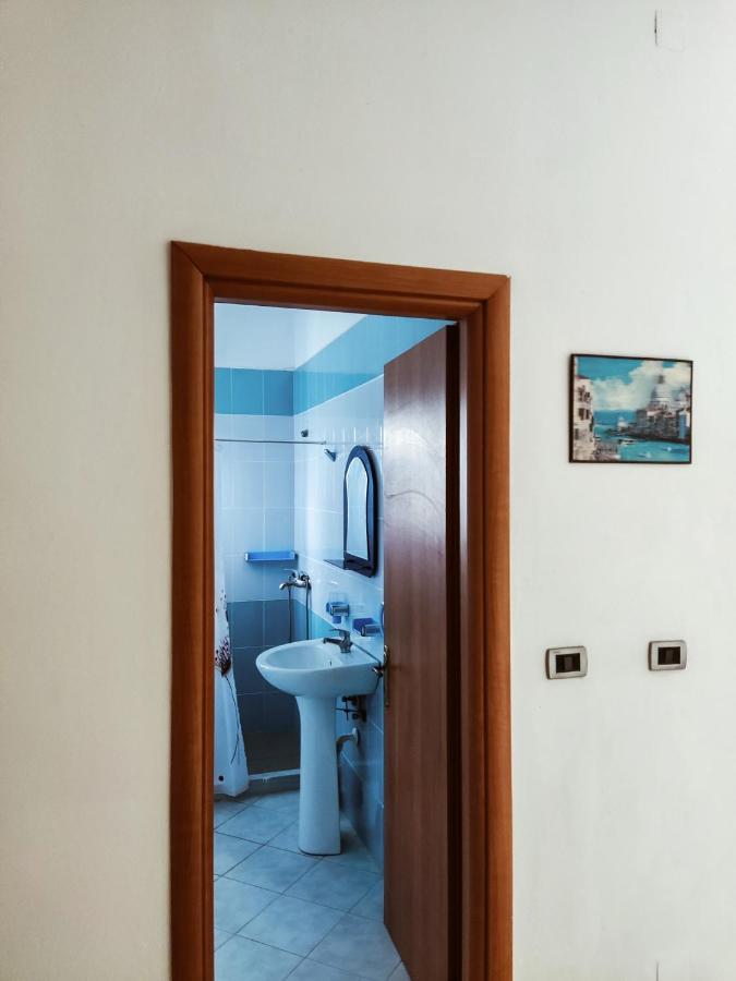 El Rio Apartments Saranda Kültér fotó