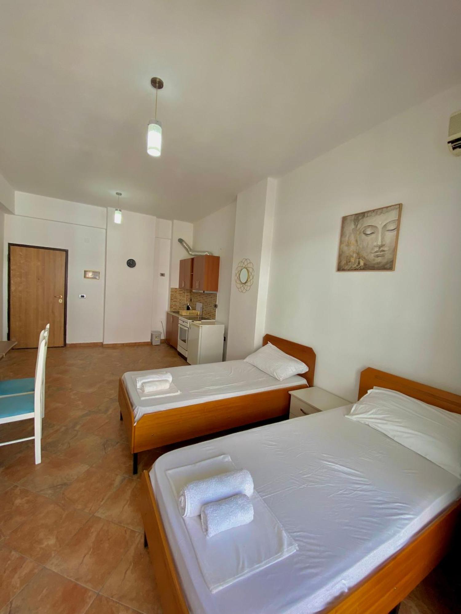 El Rio Apartments Saranda Kültér fotó