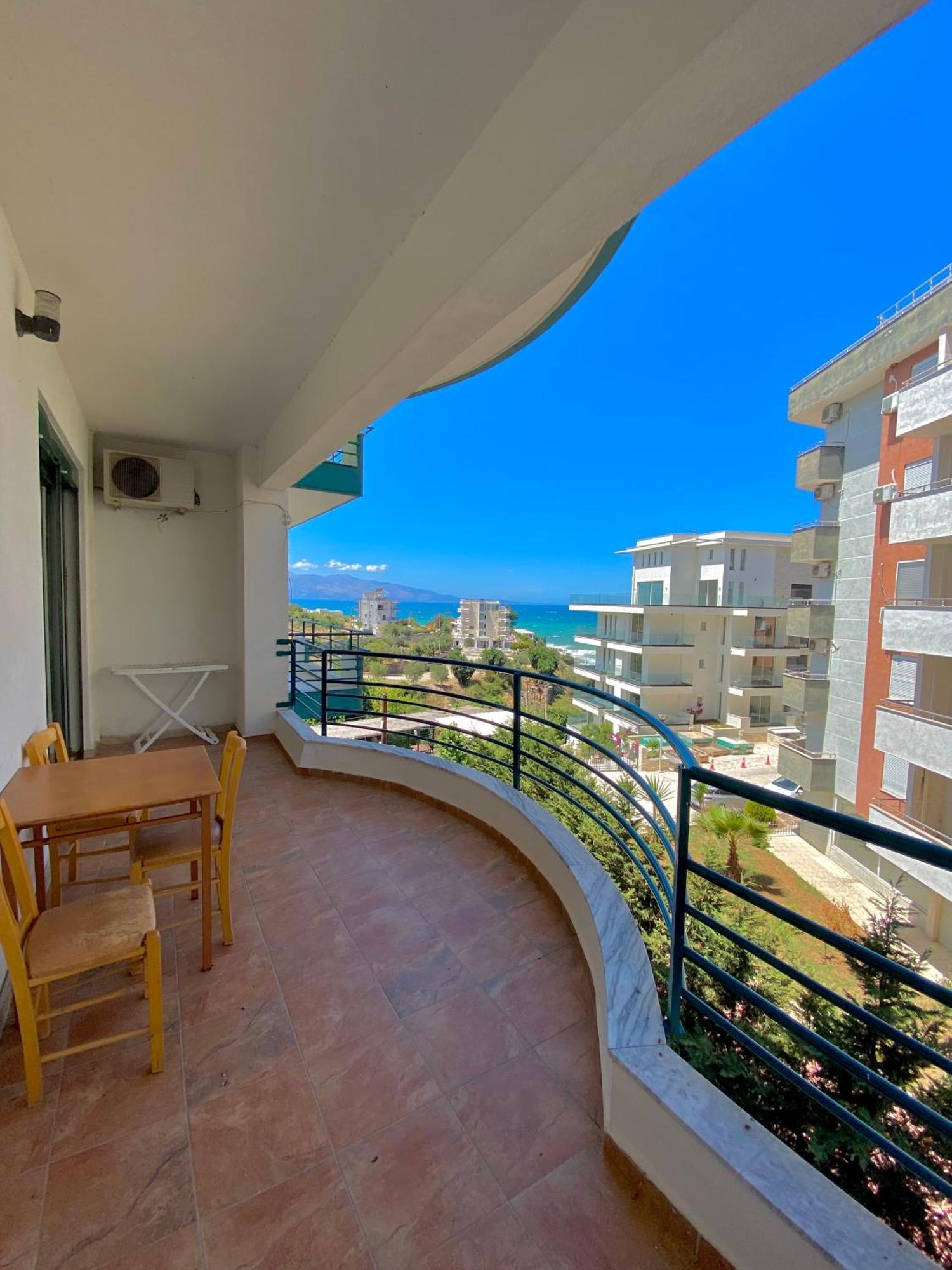 El Rio Apartments Saranda Kültér fotó